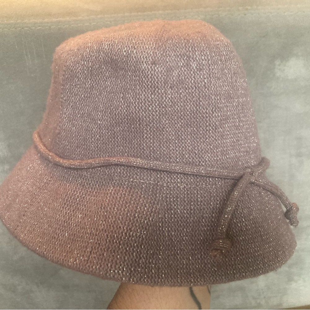 APT.9 Mauve Colored Cloche Hat NWOT